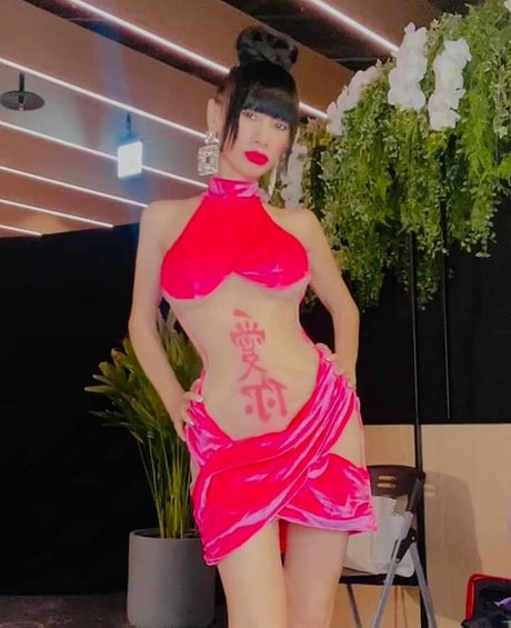 Bai Ling