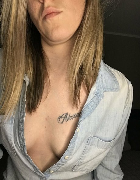 Nahá fotka uniklých OnlyFans od Ameliabeaux