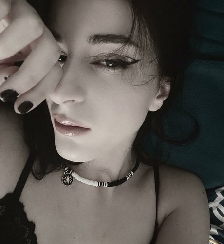 Naakte gelekte OnlyFans-foto van Hisamecos