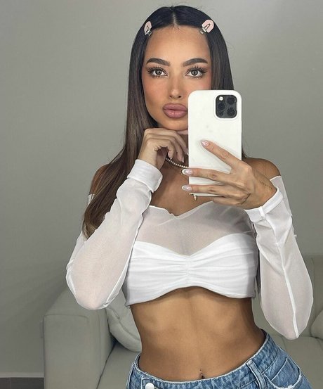 Nahá fotka uniklých OnlyFans od Dani Torres