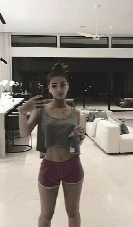 Brighton Sharbino