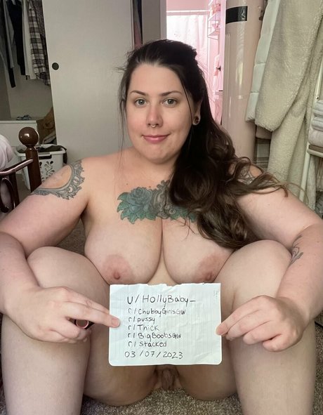 Hollybabyxoxo
