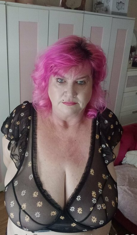 Pinkywinky22
