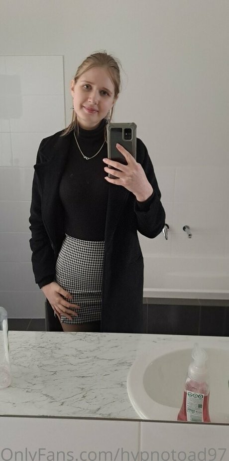 Naken läckt OnlyFans-bild av Kinkykierra97