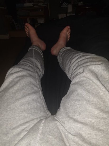 Naken lekkede OnlyFans-bilde av Leescally