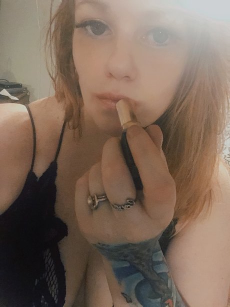 Naken läckt OnlyFans-bild av Lite Brite