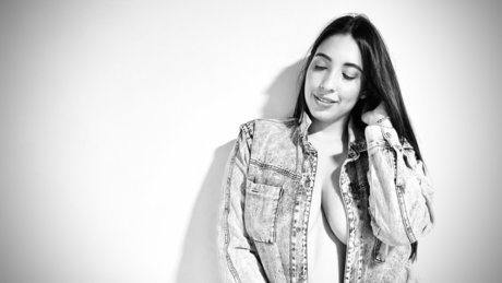 Naken lekkede OnlyFans-bilde av Lina Villegas