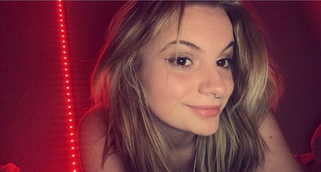 Naken lekkede OnlyFans-bilde av Anya