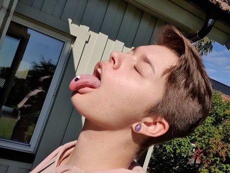 Photo nue de fuite OnlyFans de Lilly Love 