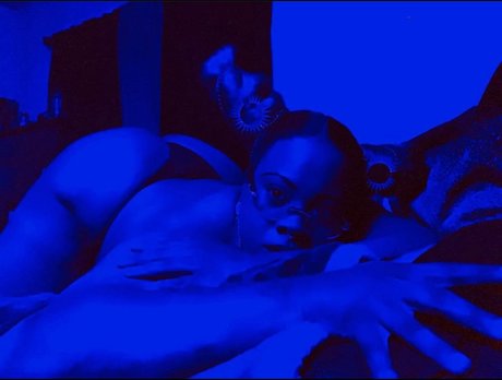 Foto nua vazada do OnlyFans de Lightskinnryka