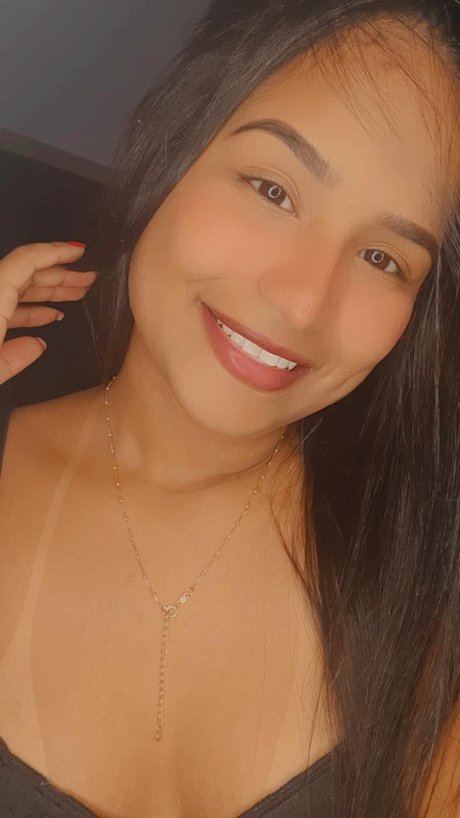 Naken lekkede OnlyFans-bilde av Low