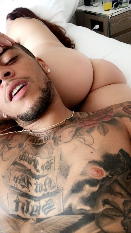 Naken lekkede OnlyFans-bilde av Louis