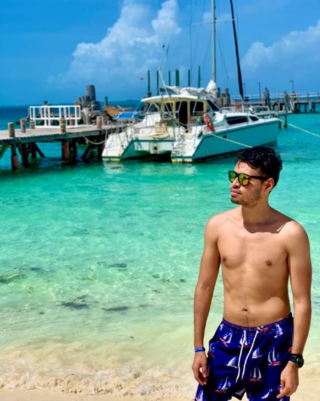 Naken läckt OnlyFans-bild av Daniel Huerta
