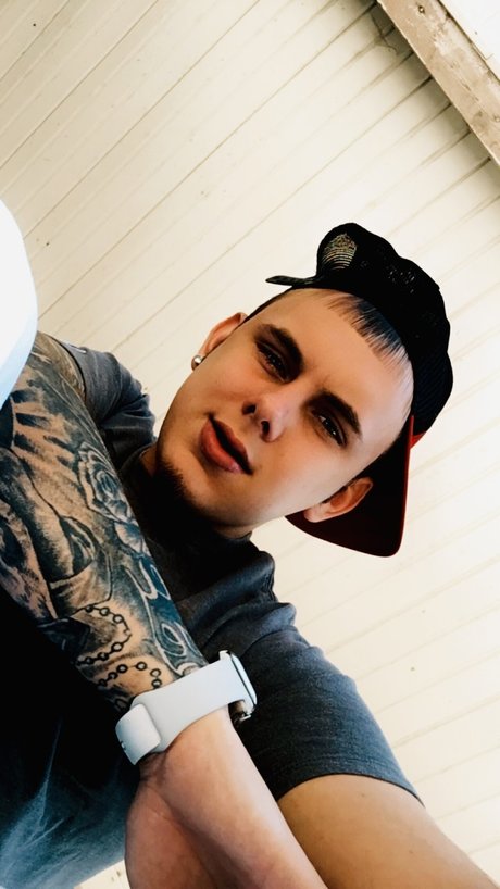 Naken läckt OnlyFans-bild av Chris Hatcher