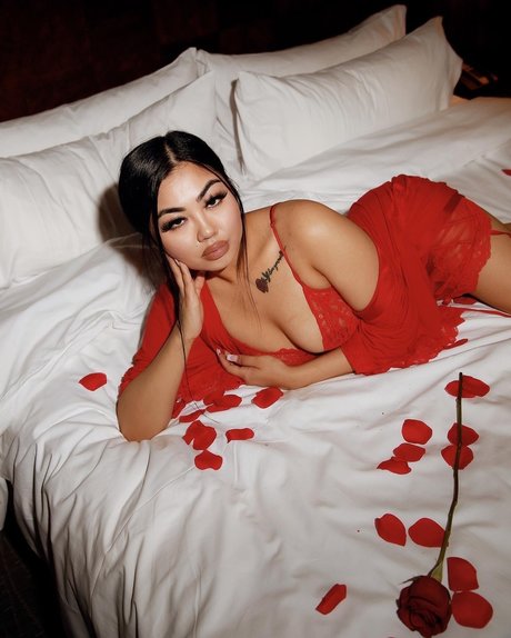 Naken lekkede OnlyFans-bilde av Lynn K 