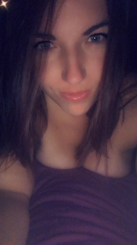 Nahá fotka uniklých OnlyFans od Lush Lucy