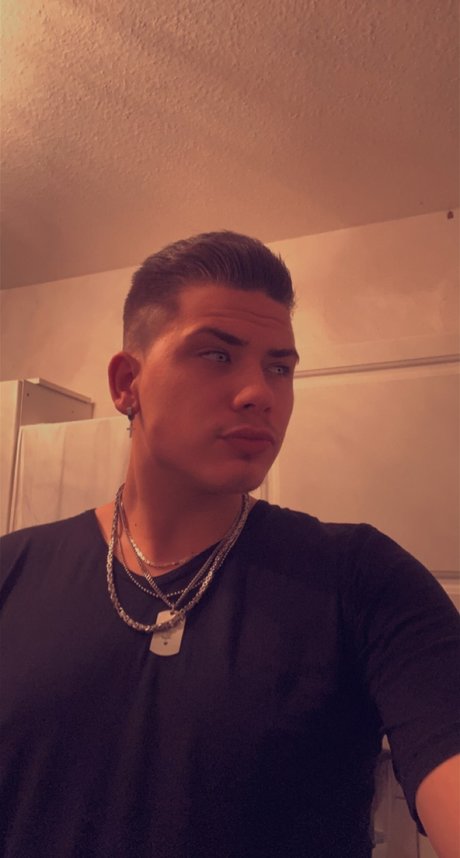 Naken läckt OnlyFans-bild av Marcel