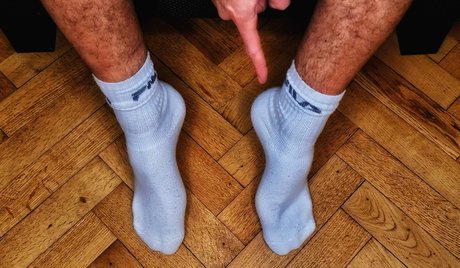 Naken lekkede OnlyFans-bilde av Malefeetpleasure