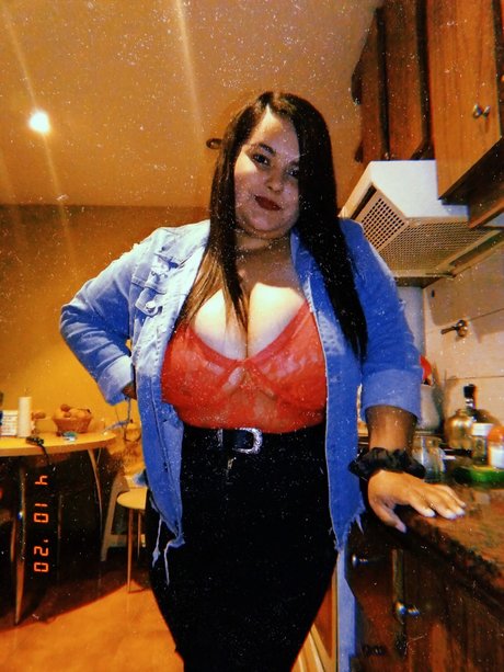Naken lekkede OnlyFans-bilde av Maguii
