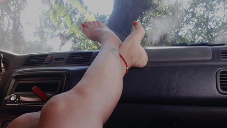 Naken lekkede OnlyFans-bilde av Mady