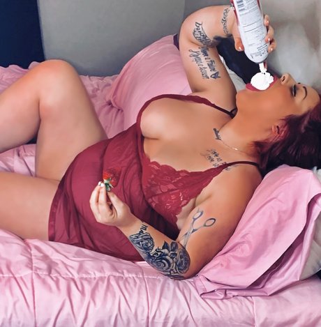 Naken lekkede OnlyFans-bilde av Maddy Monroe