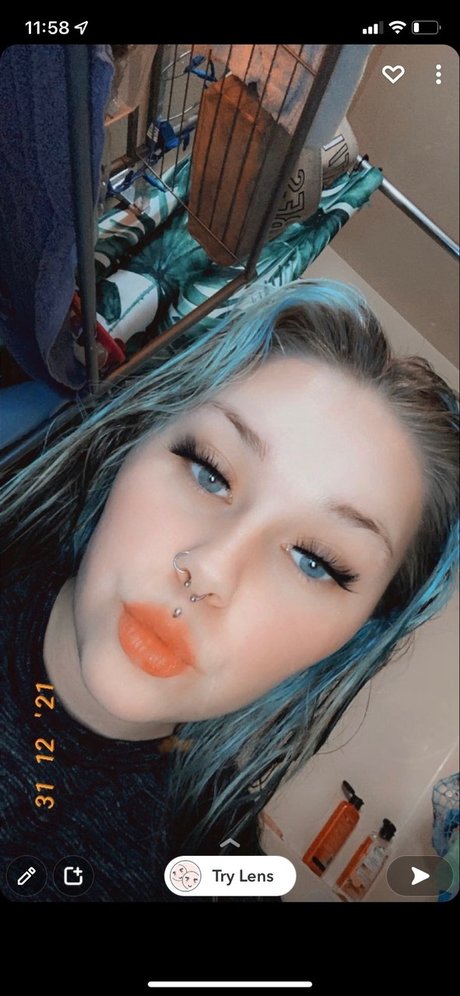 Alaston vuotanut OnlyFans-kuva Megan Reems