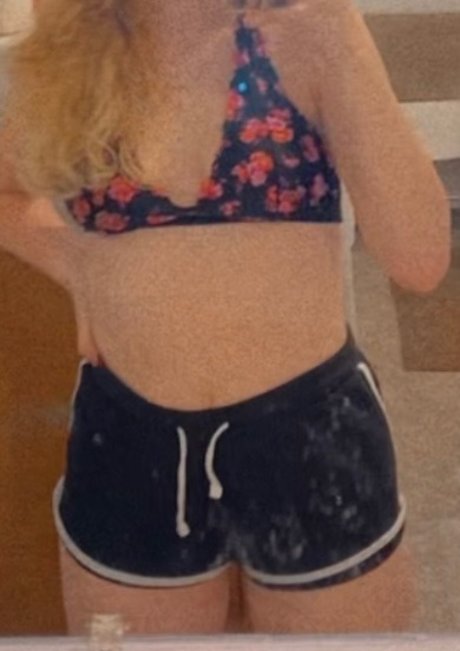 Naken läckt OnlyFans-bild av Megan 