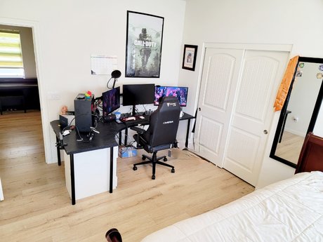 Naken lekkede OnlyFans-bilde av Minah Melon