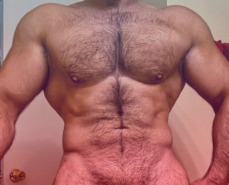 Naken lekkede OnlyFans-bilde av Muscletop