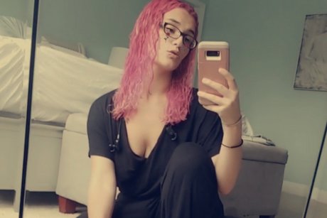 Naken lekkede OnlyFans-bilde av Sophi