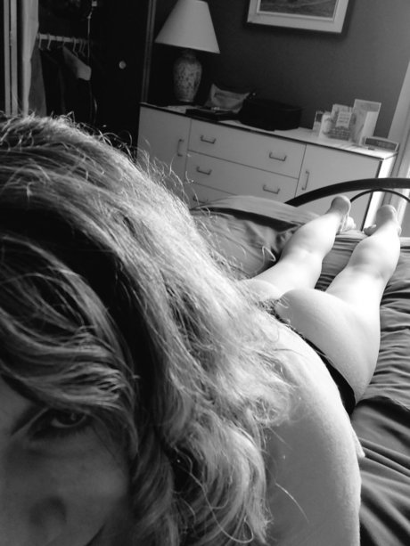 Naken lekkede OnlyFans-bilde av Roxie Roller