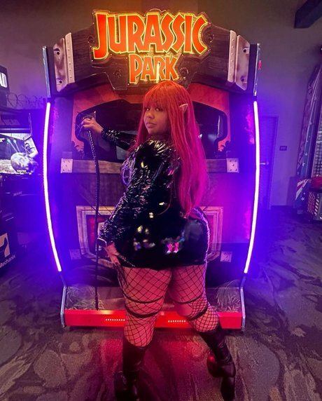 Mistress Nita 