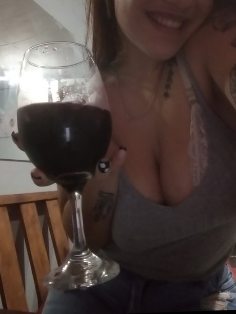 Naken lekkede OnlyFans-bilde av Bell