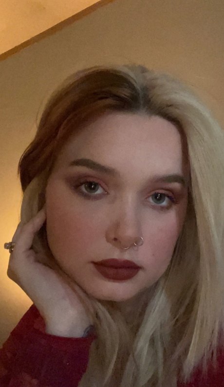 Naken läckt OnlyFans-bild av 