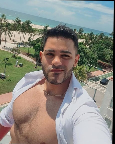 Naken lekkede OnlyFans-bilde av Nicelittlewolf