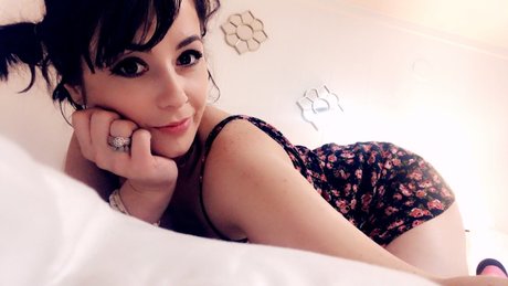 Naken lekkede OnlyFans-bilde av Natalie Foxxx