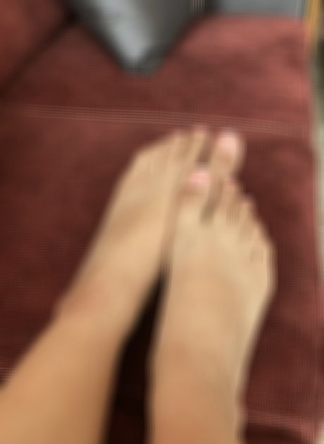 Naken lekkede OnlyFans-bilde av Nanami