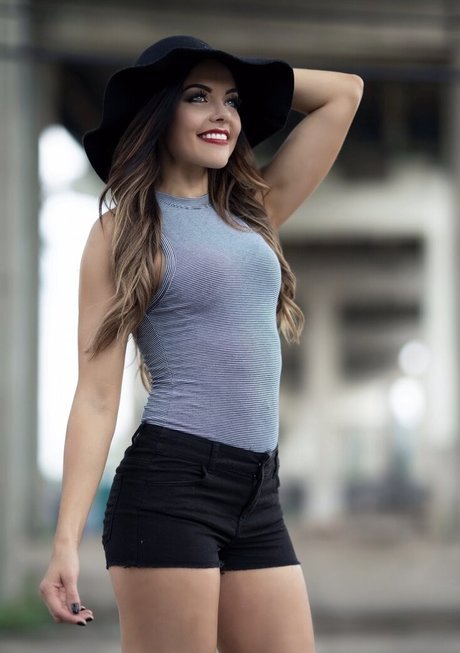 Nahá fotka uniklých OnlyFans od Midwestphotog