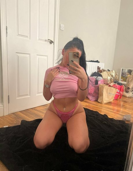 Nahá fotka uniklých OnlyFans od Secretamber2