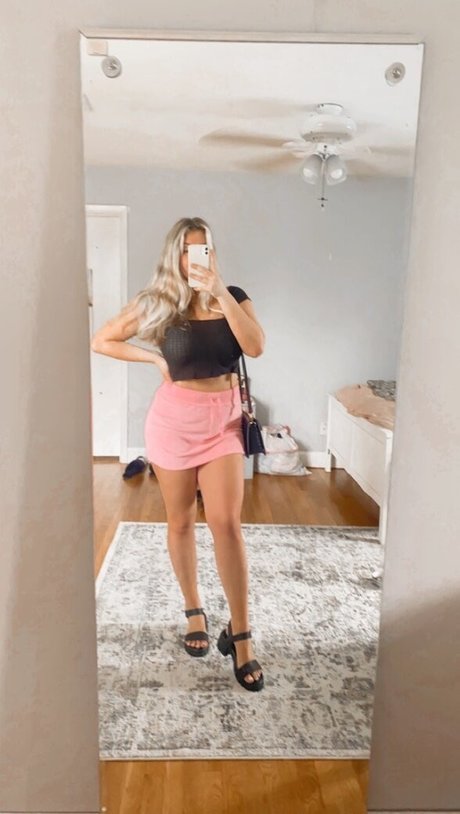 Nahá fotka uniklých OnlyFans od Jackie D