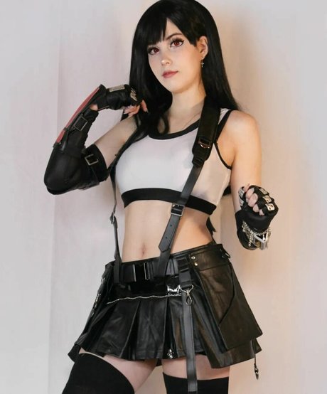 Alaston vuotanut OnlyFans-kuva Jackyfly