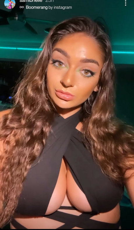 Nahá fotka uniklých OnlyFans od Sami Brielle