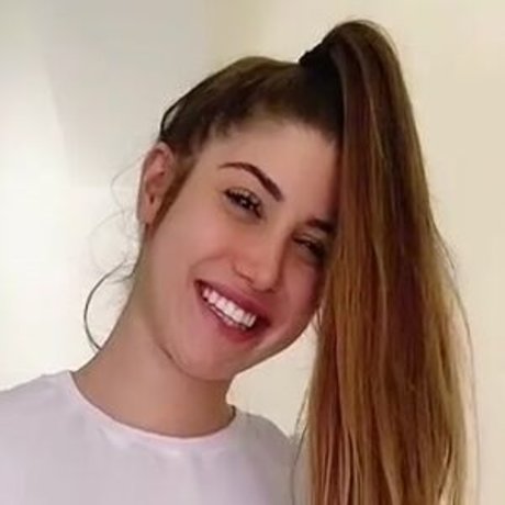 Nahá fotka uniklých OnlyFans od Julia Ferronato