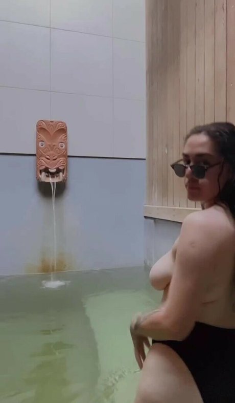 Nahá fotka uniklých OnlyFans od Hinemaori