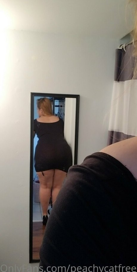 Peachycatfree OnlyFansリークヌード写真