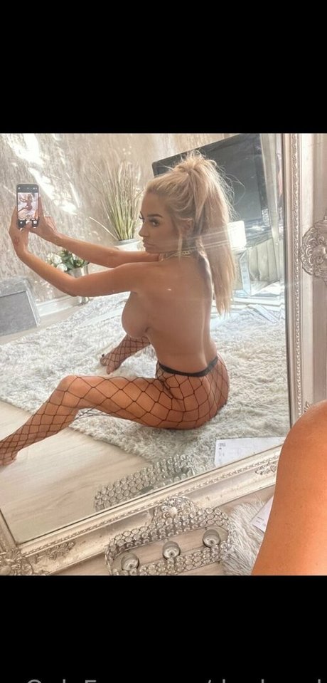 Naken lekkede OnlyFans-bilde av Dugheed