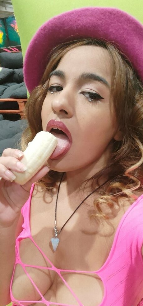Nahá fotka uniklých OnlyFans od Munequitaenf7