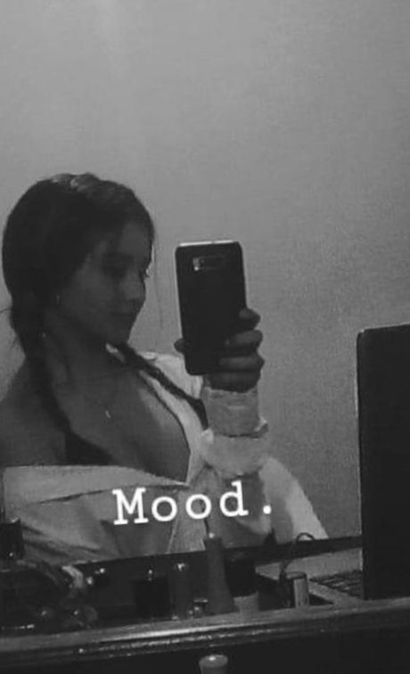 Naken läckt OnlyFans-bild av Olivia Samantha