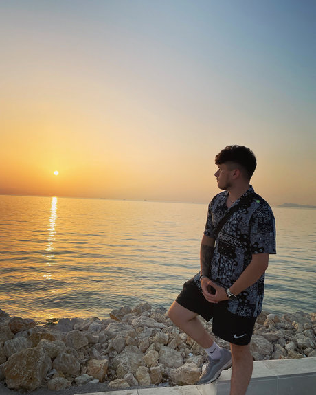 Naken läckt OnlyFans-bild av Halb