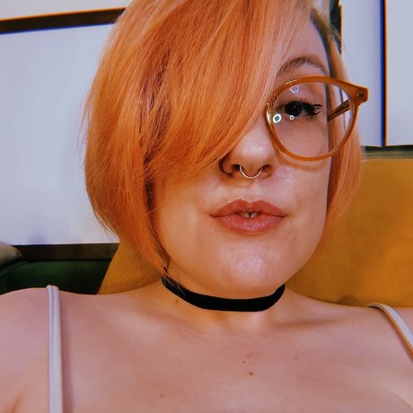 Naken lekkede OnlyFans-bilde av Pear